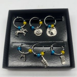 Horse racing horseshoe wine charms new